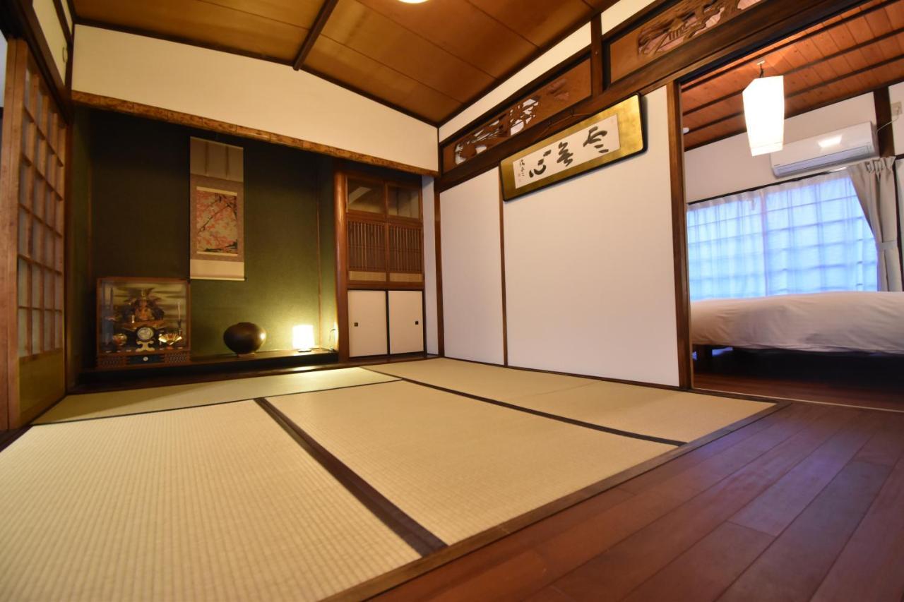 Quaint House Naoshima Hotel Exterior photo